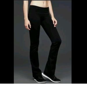 GapFit gDance yoga pants in Size S-long